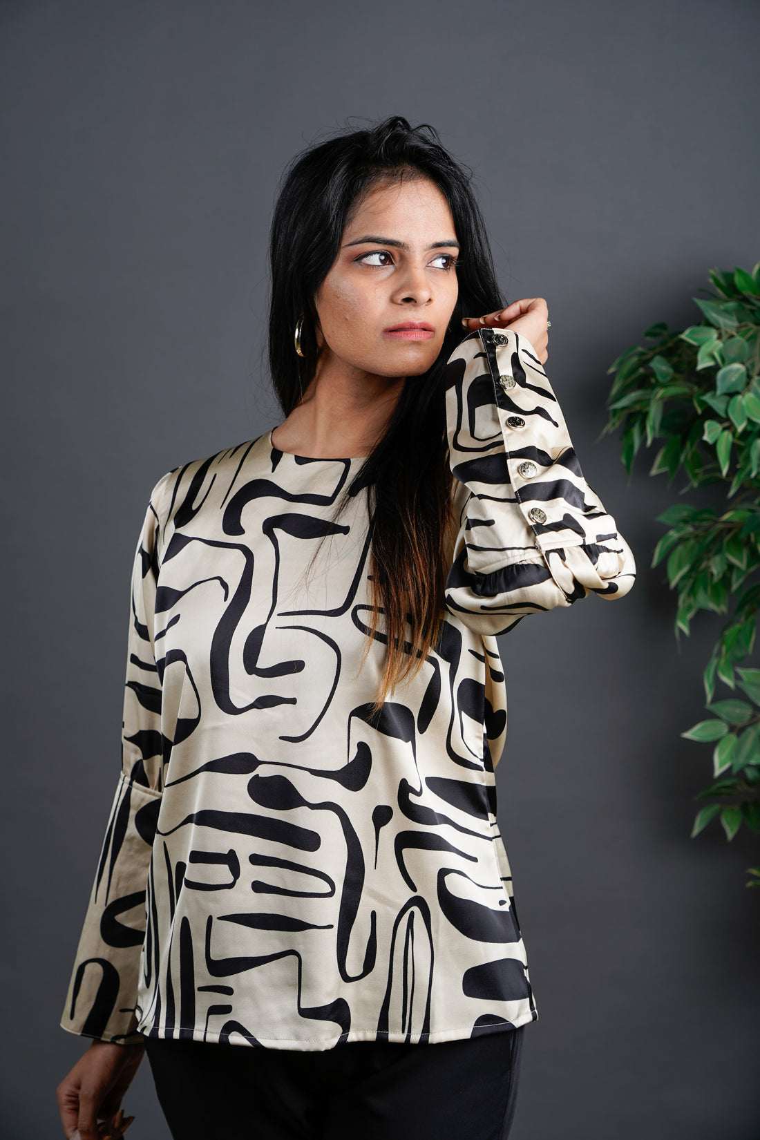 The Cuffed Print Top