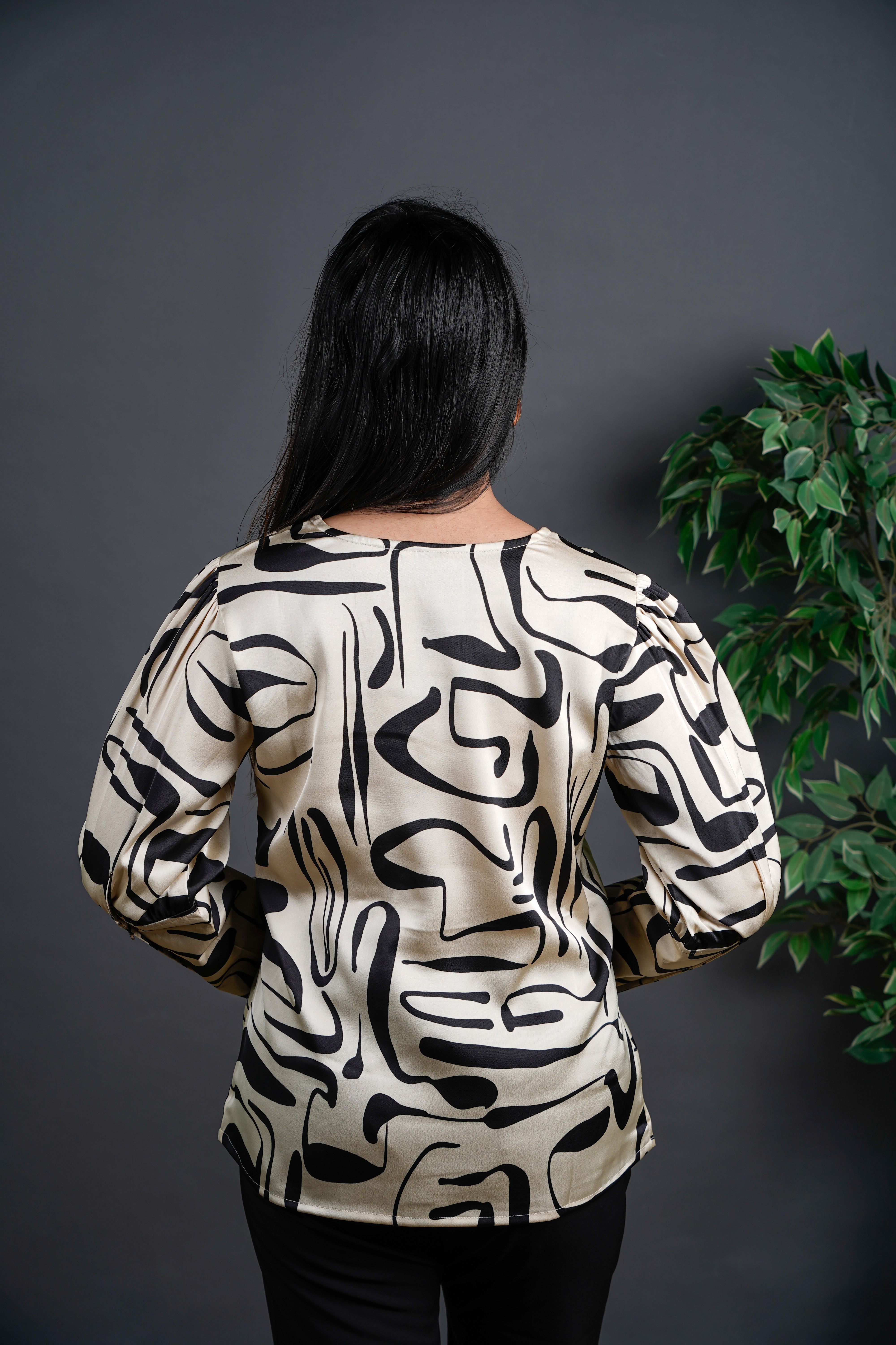 The Cuffed Print Top