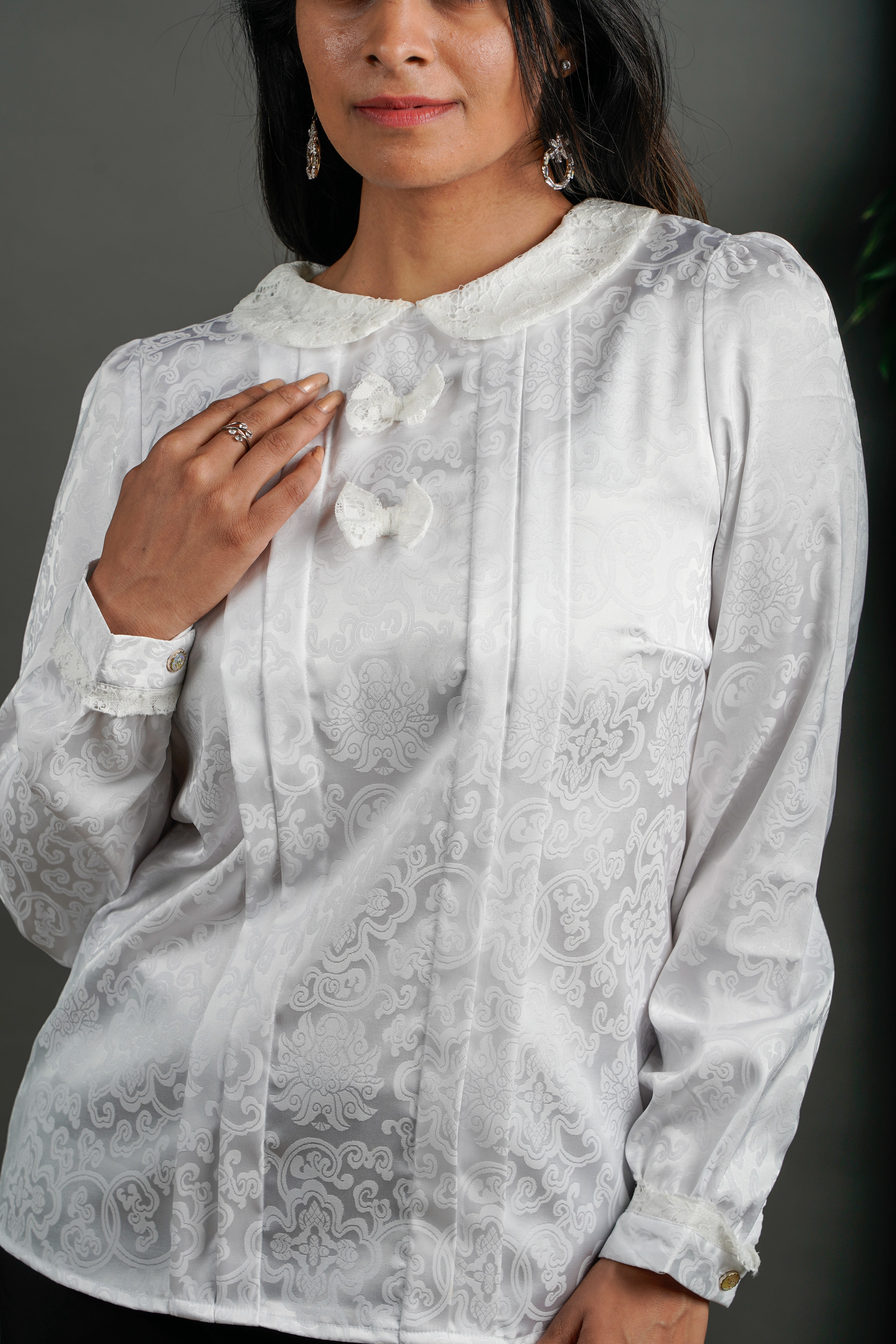 The Florence Bow Detailed Top White