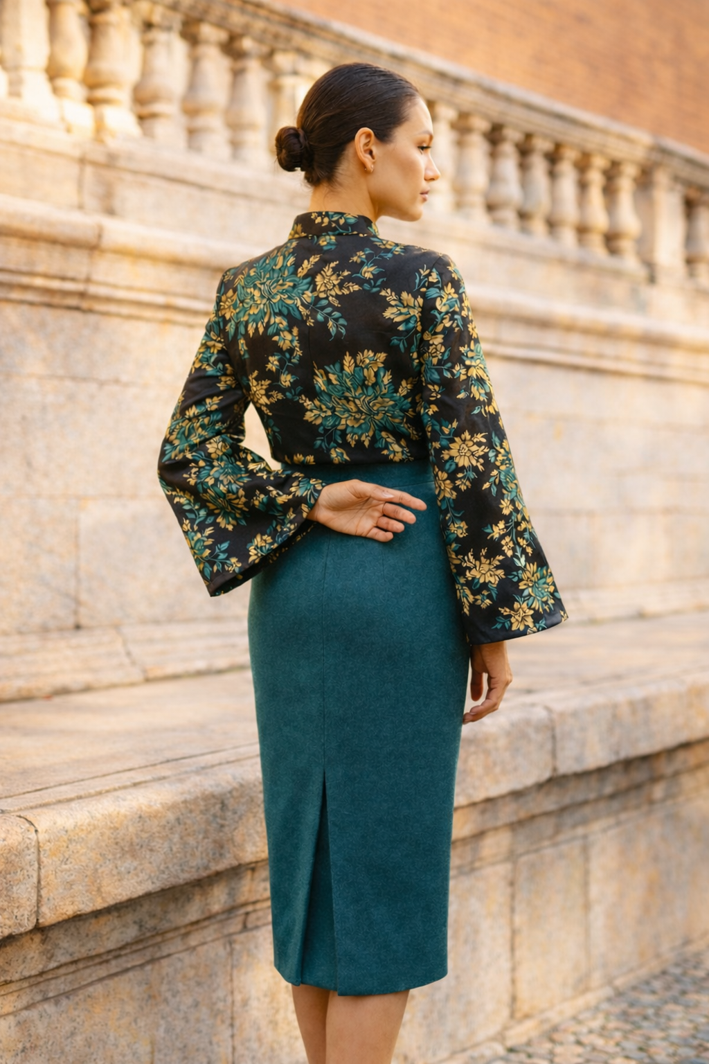 Emerald, Gold & Noir Brocade A-Line Top