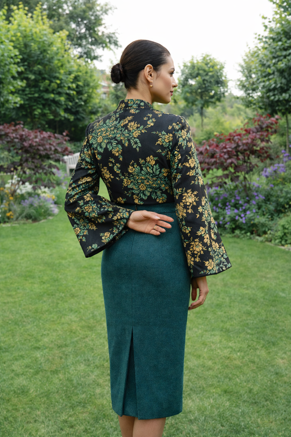 Emerald, Gold & Noir Brocade A-Line Top