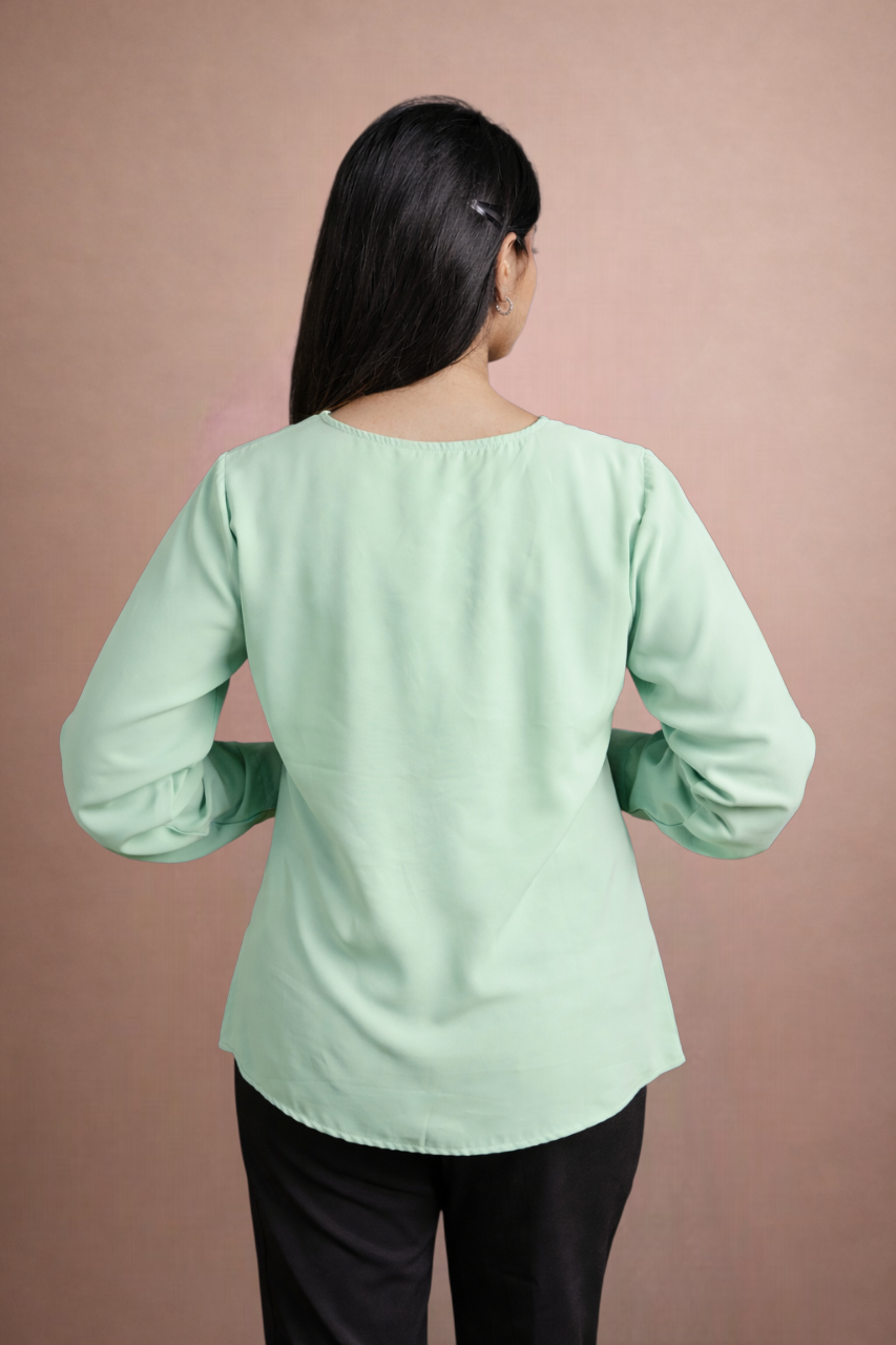 The Offset Collar Top Light Mint