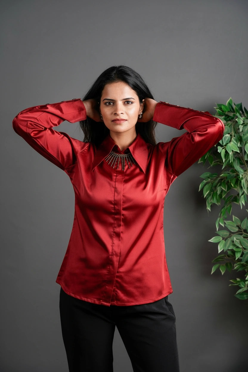 The Long Collar Satin Crimson Red